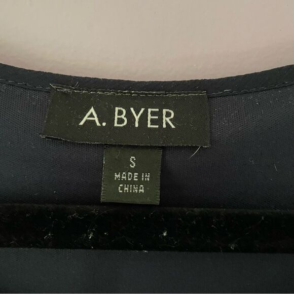 A Byer Mini Shift Dress S Navy Boho Embroidered Chiffon Split Neck - Picture 9 of 10